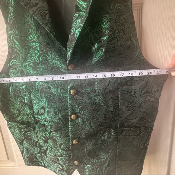 Diba Black and Green Paisley Vest - Picture 5 of 7